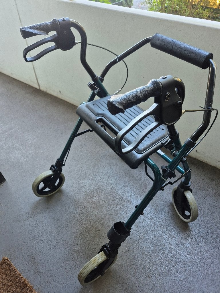 Rollator gratis af te halen, Diversen, Ophalen, Opvouwbaar, Gebruikt