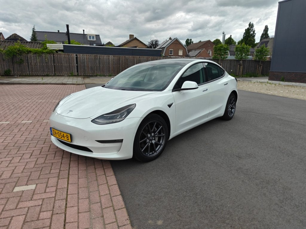 Tesla Model 3 2019 | Wit | Carbon | Long range, Auto's, Tesla, Particulier, Model 3, ABS, Achteruitrijcamera, Adaptieve lichten