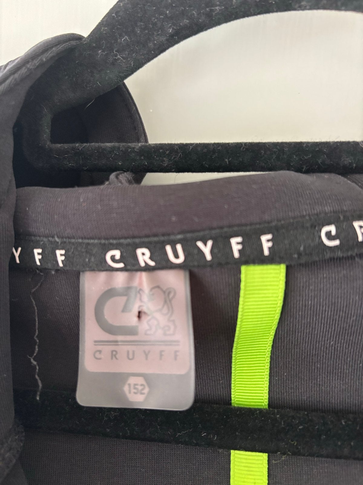 Cruyff vest - Zwart met neon details, Ophalen of Verzenden, Gedragen, Overige maten, Zwart