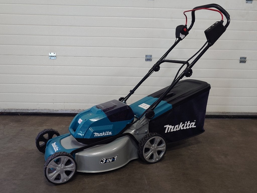 Makita DLM460Z 46cm gazonmaaier op accu NIEUW!, Ophalen, Cirkelmaaier, Info@makita.nl, Nieuw