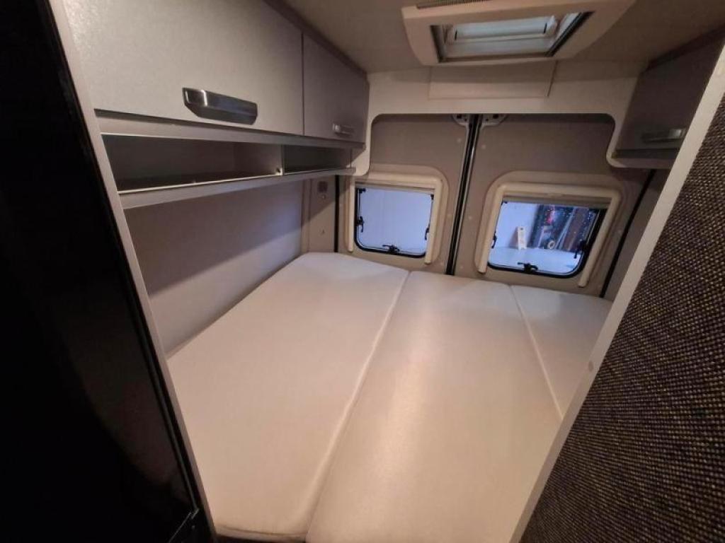 2021 Knaus Weinsberg 600MQ 140PK Vastbed Trekhaak 34000Km, Buscamper of Camperbus, Ringverwarming, Fiat, Bedrijf