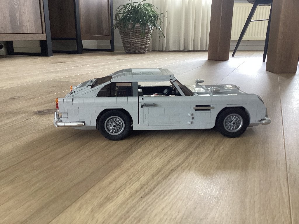 LEGO 10262 James Bond Aston Martin, Ophalen of Verzenden, Zo goed als nieuw, Compleet