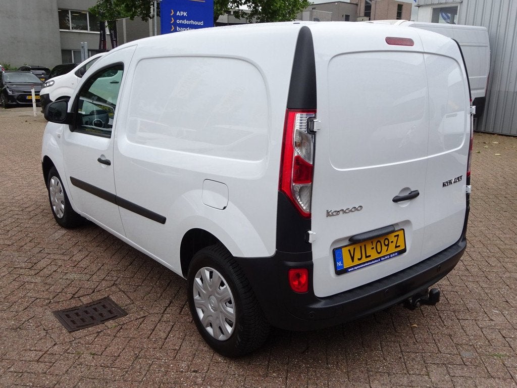 Renault Kangoo 1.5 Blue dCi 80 Comfort AIRCO CRUISE NAVIGATI, Auto's, Bestelauto's, Voorwielaandrijving, Stof, Gebruikt, 4 cilinders