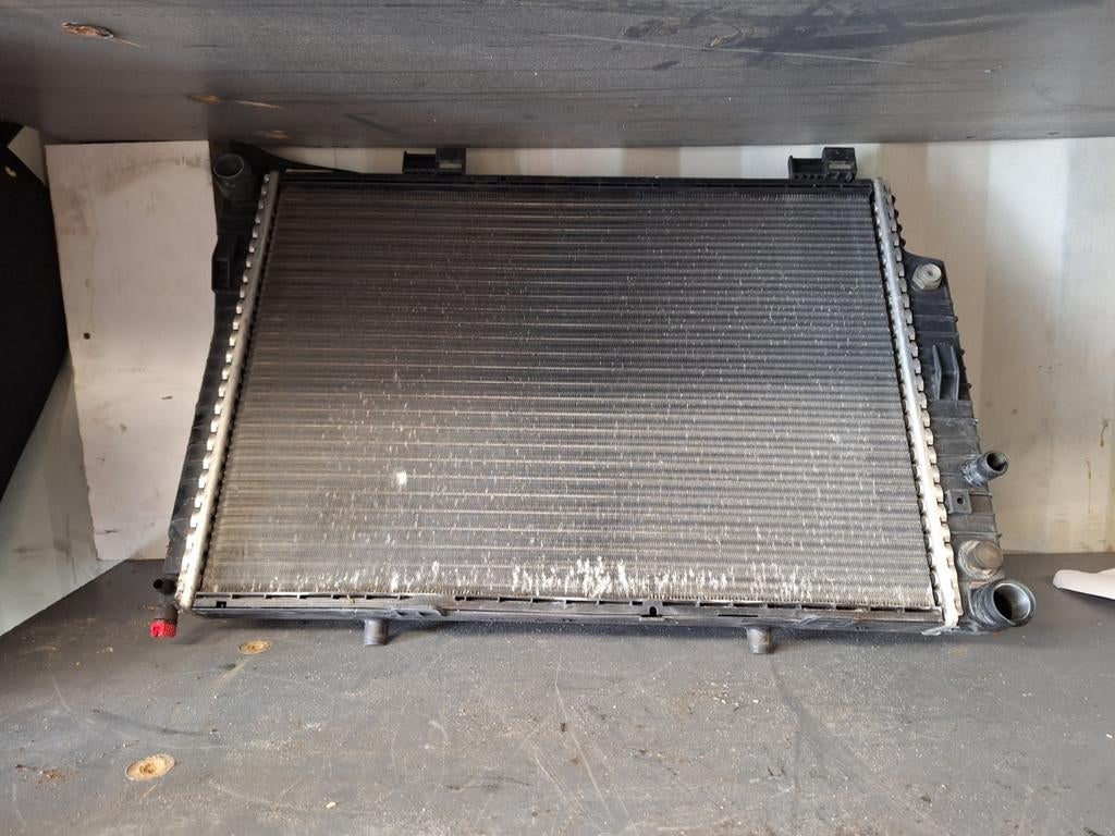 Radiateur Mercedes W202 C-klasse M111.920, Ophalen, Gebruikt, Mercedes-Benz, W202