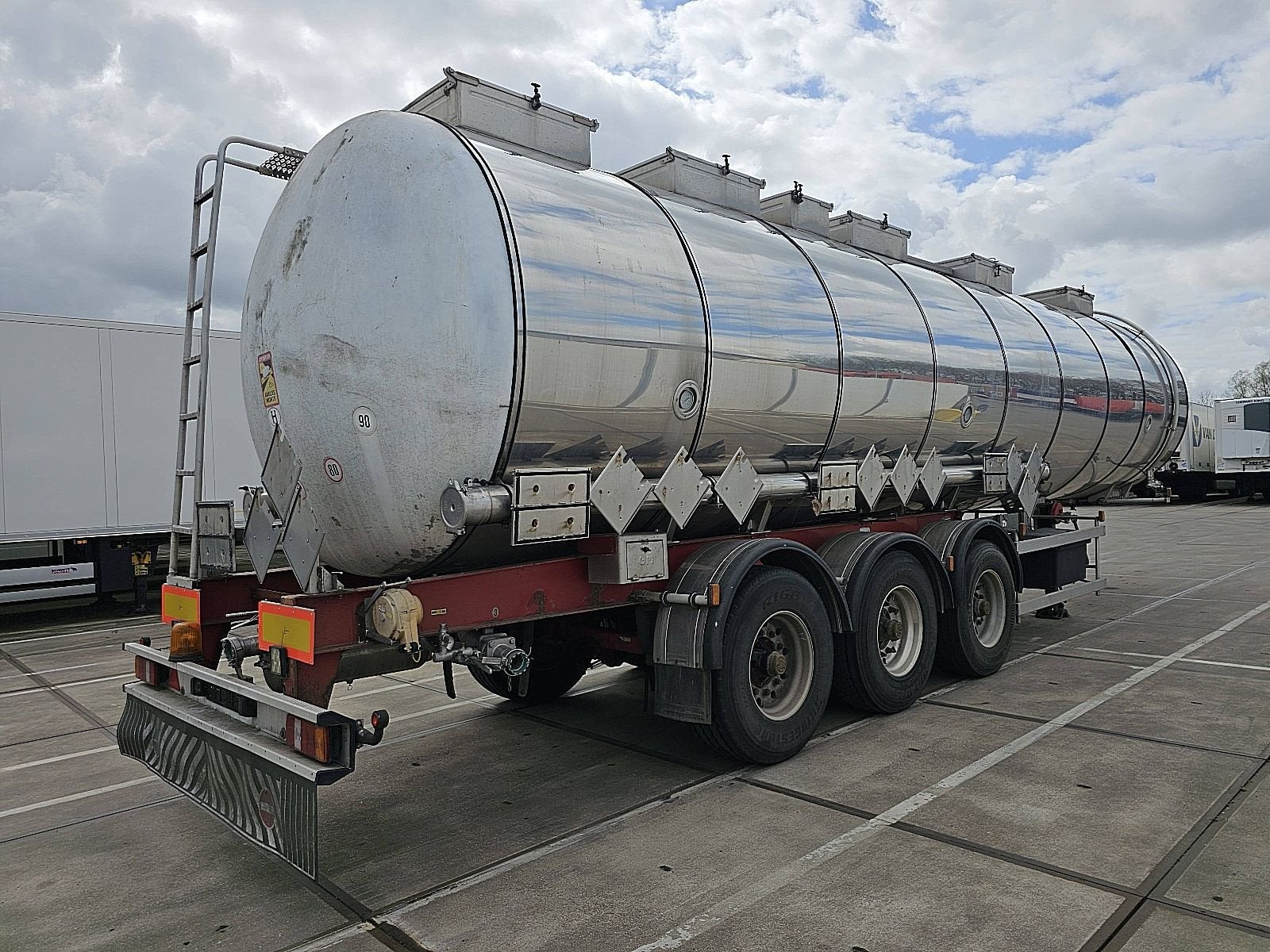 MAGYAR SR 34 SDC chemical 3 comp 38m3, Overige kleuren, Bedrijf, Aanhangers en Opleggers, Te koop