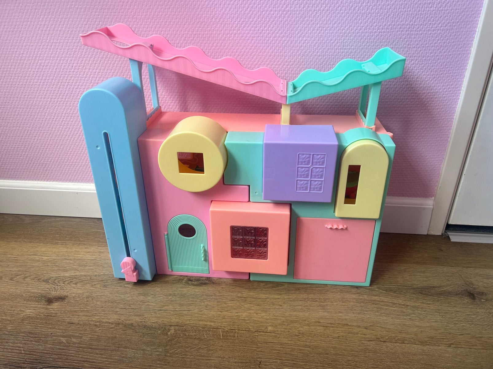 L.o.l squish sand house, Ophalen, Gebruikt, Overige materialen