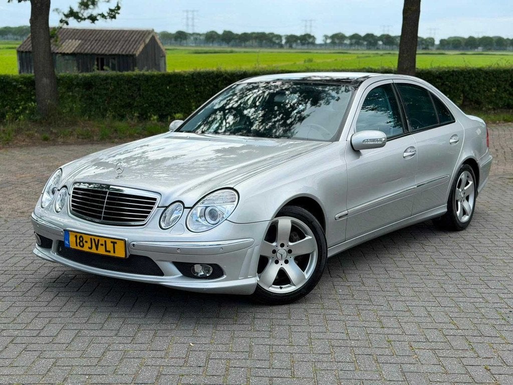 Mercedes-Benz E-klasse E500 Elegance 5.0 V8 18-JV-LT, Auto's, Automaat, Achterwielaandrijving, Gebruikt, 8 cilinders