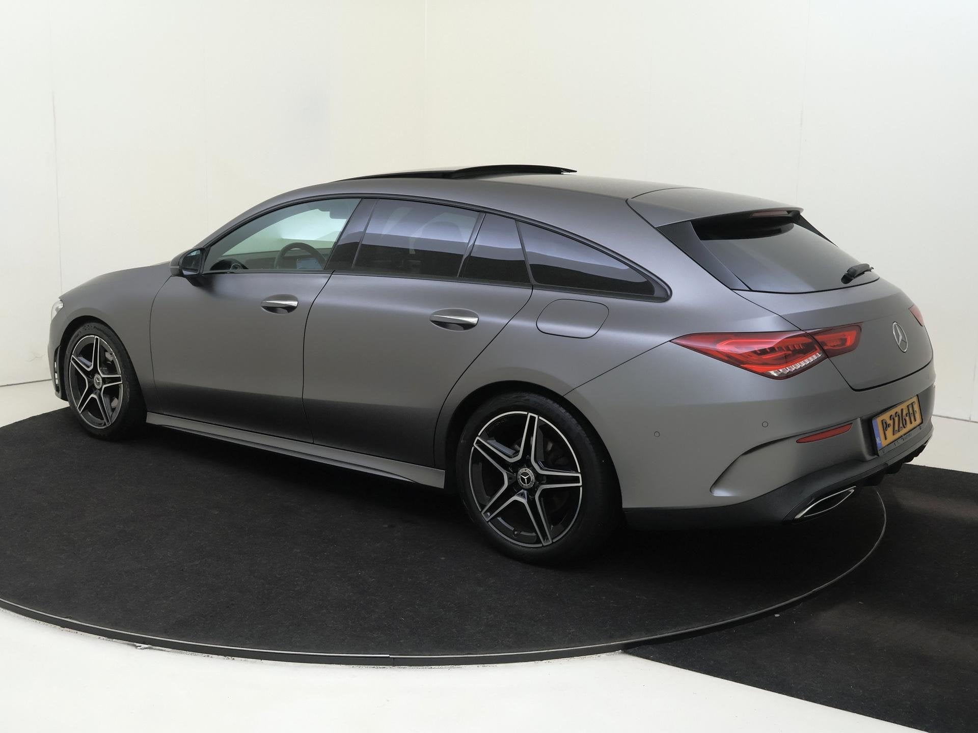 Mercedes-Benz CLA-klasse Shooting Brake 180 Business Solutio, Auto's, CLA, 136 pk, Gebruikt, 4 cilinders