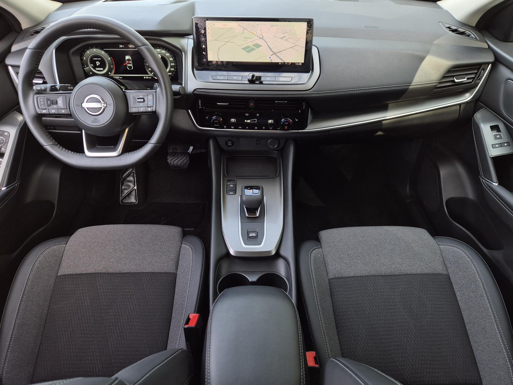 Nissan Qashqai 1.3 MHEV Xtronic N-Connecta / Facelift Model, Auto's, Dealer onderhouden, Stof, Euro 6, 4 cilinders