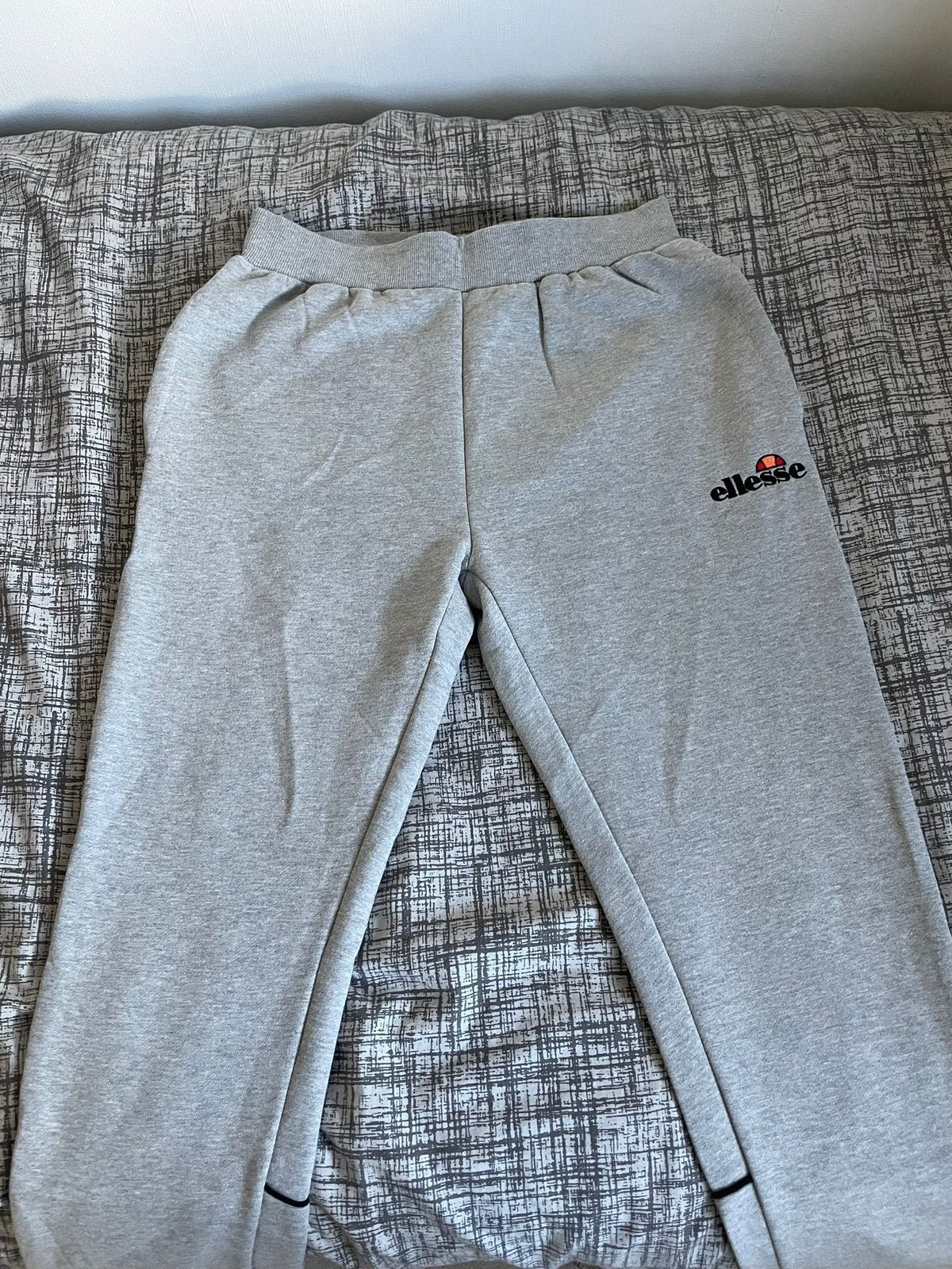 Ellesse Trainingsbroek Maat M, Maat 48/50 (M), Ophalen of Verzenden, Zo goed als nieuw, Voetbal