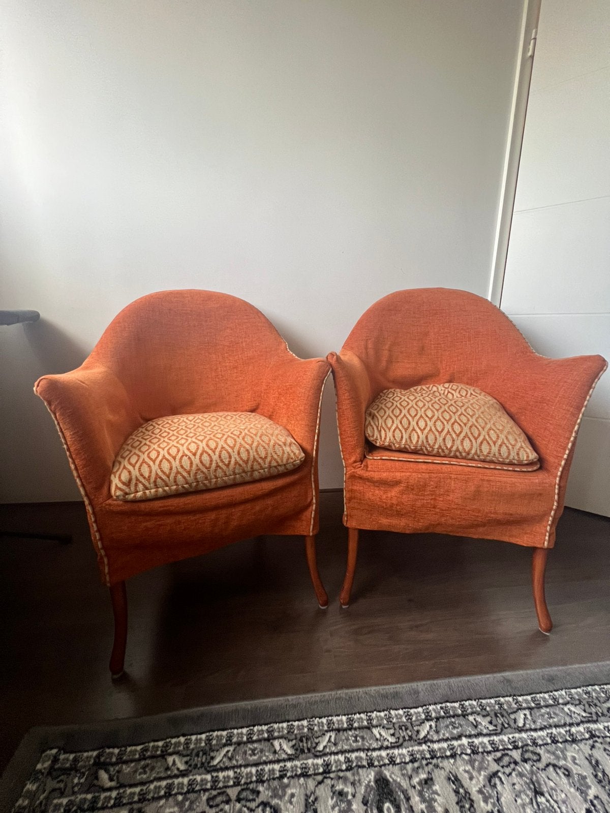 Stoelen, Ophalen