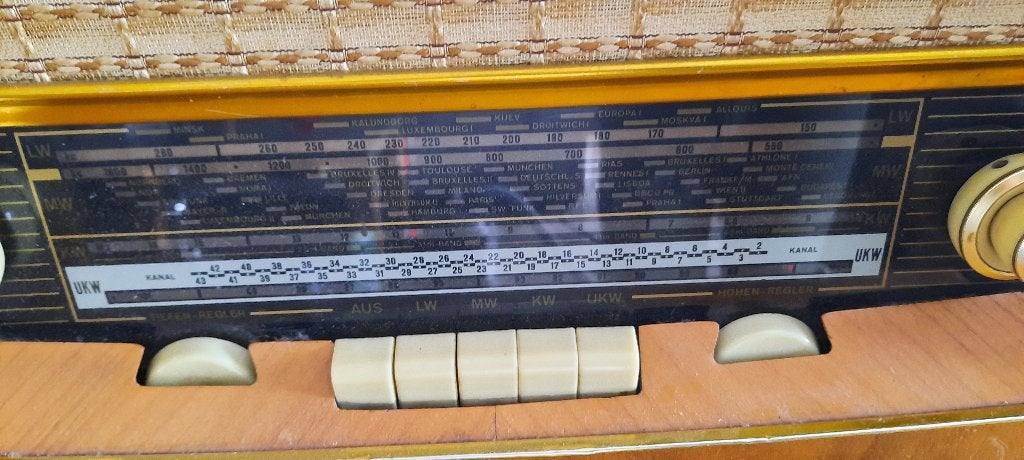 Antieke radio weimar 4680, Ophalen