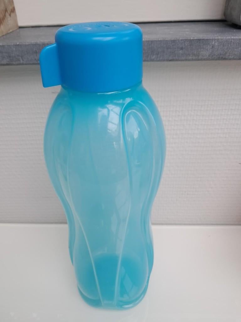 Tupperware Ecofles drinkfles 1L, Huis en Inrichting, Keuken | Tupperware, Ophalen of Verzenden, Zo goed als nieuw, Blauw, Overige typen