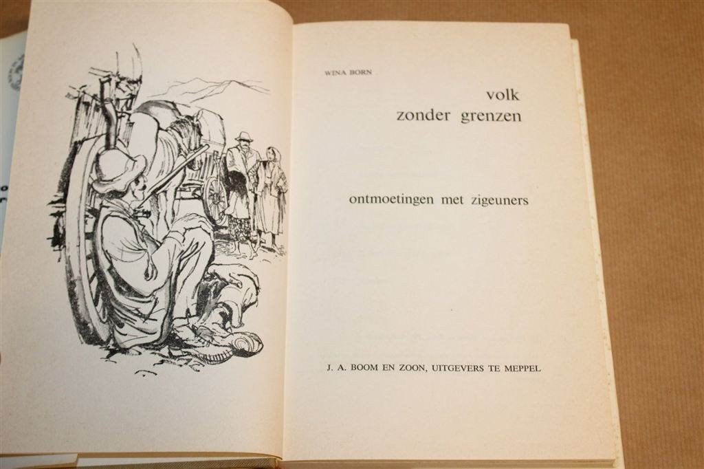 Volk Zonder Grenzen — Zigeuners, Vintage Boek 1964, Ophalen of Verzenden, Gelezen, Europa
