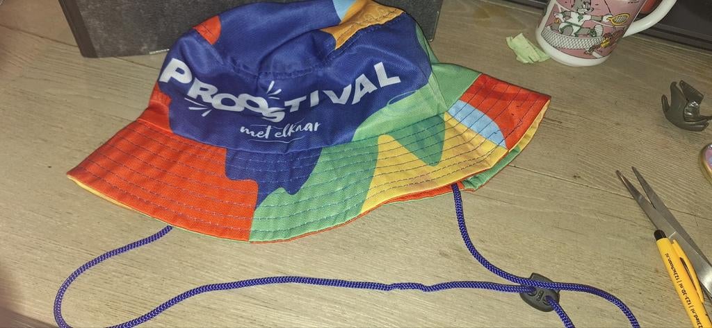 Bavaria proostival muts (12426), Verzamelen, Biermerken, Ophalen of Verzenden, Zo goed als nieuw, Kleding, Bavaria
