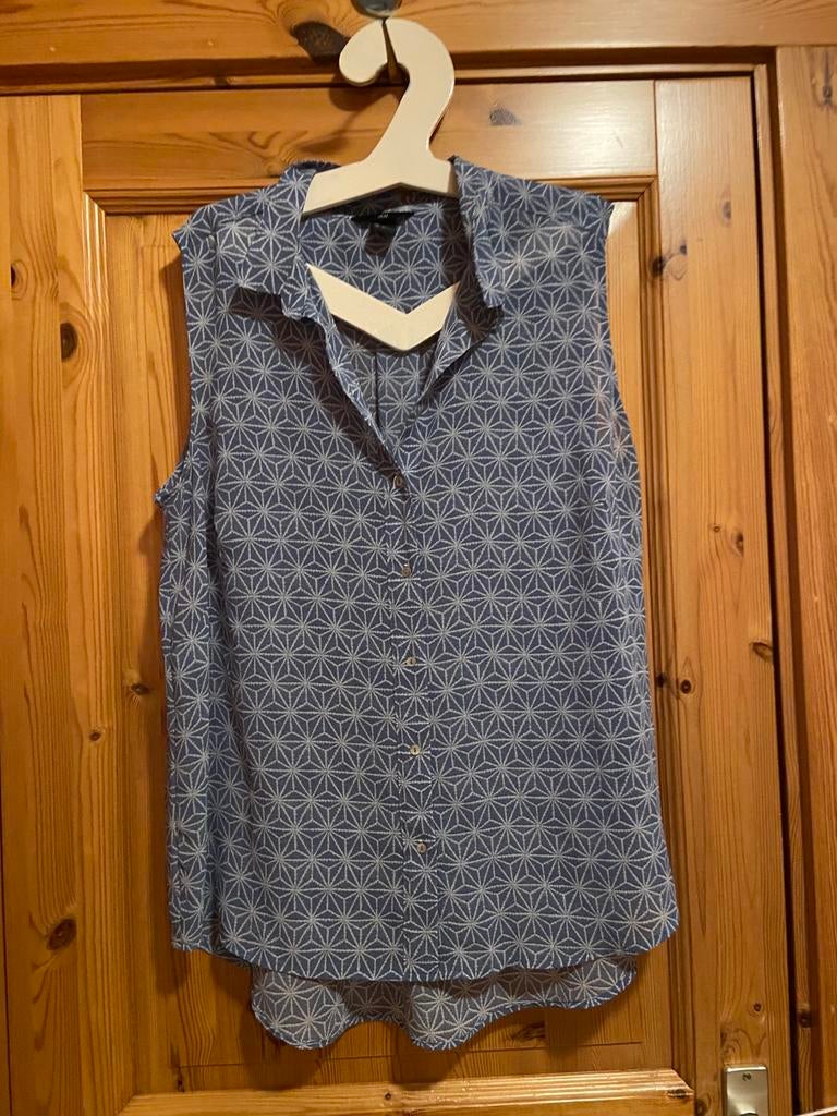 Blouse top blauw H&M 46 geen mouw oto 59 lengte 87, Ophalen of Verzenden, Zo goed als nieuw, Maat 46/48 (XL) of groter, Blauw