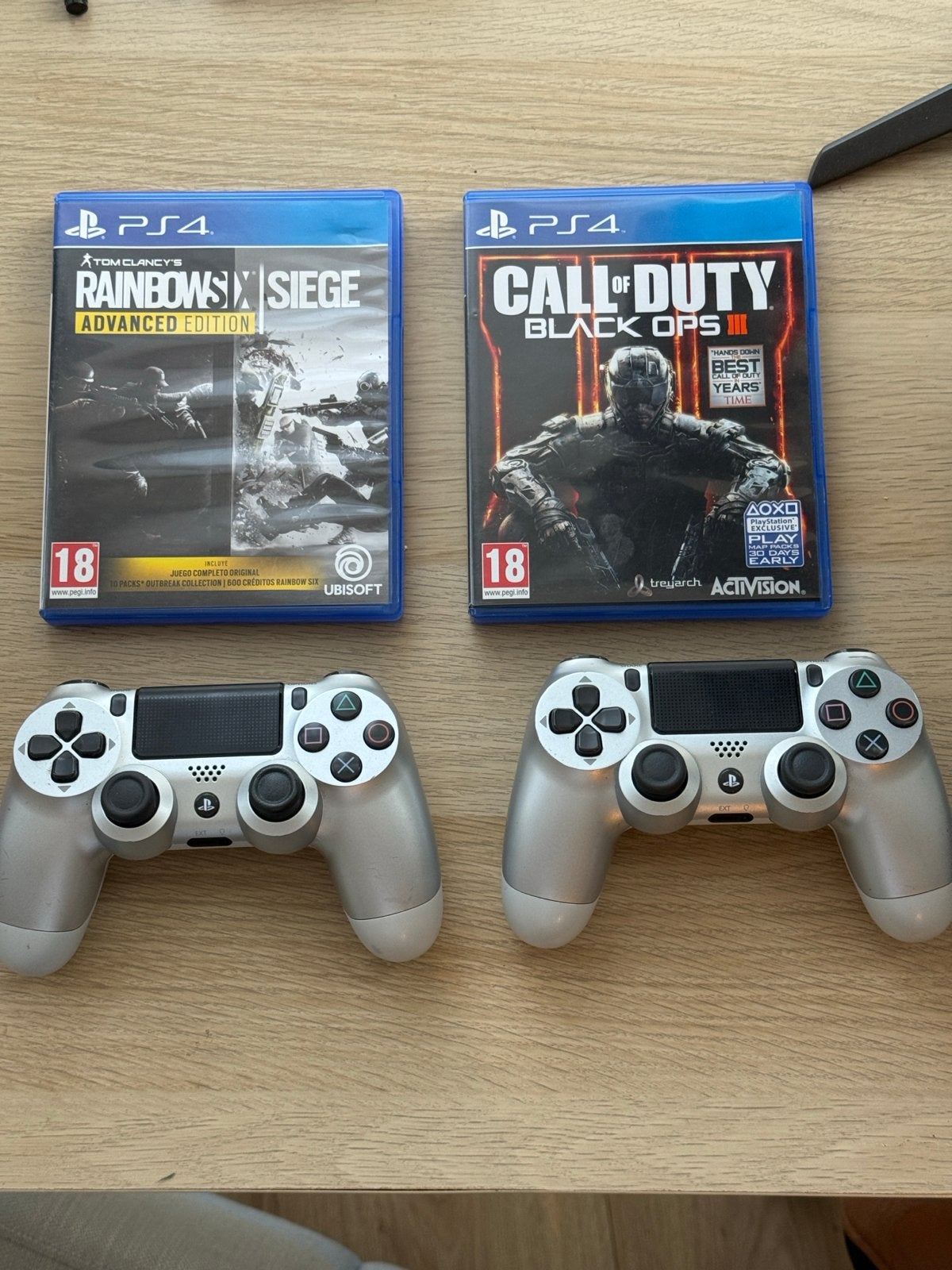 PS4 Slim Silver + PS VR + 2 Controllers + Camera + Games, Spelcomputers en Games, Met 2 controllers, Ophalen of Verzenden, Slim