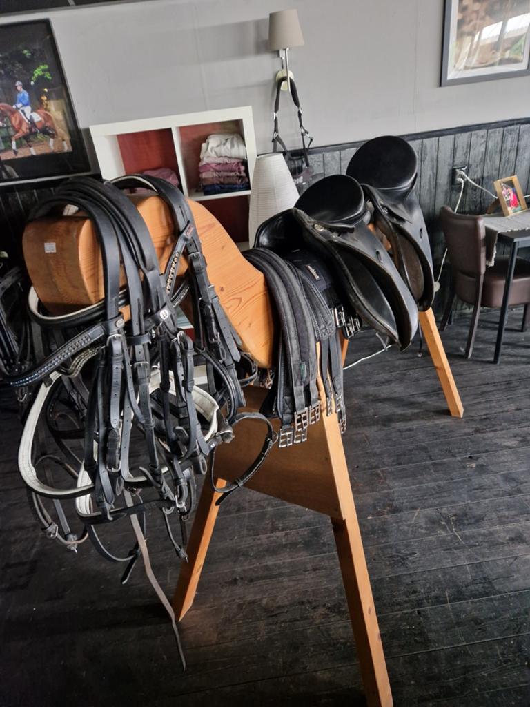 Diversen hoofdstel en zadels, Dieren en Toebehoren, Ophalen, Dressuur