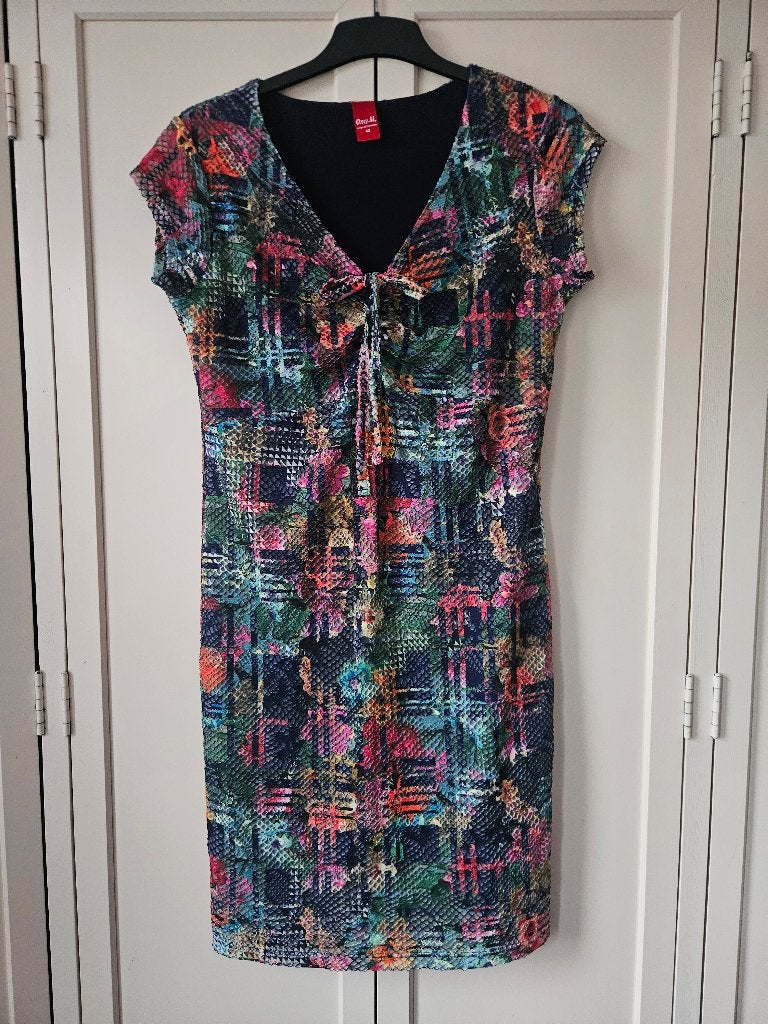 Only-M jurk maat 42 zgan, Kleding | Dames, Overige kleuren, Maat 42/44 (L), Ophalen of Verzenden, Zo goed als nieuw