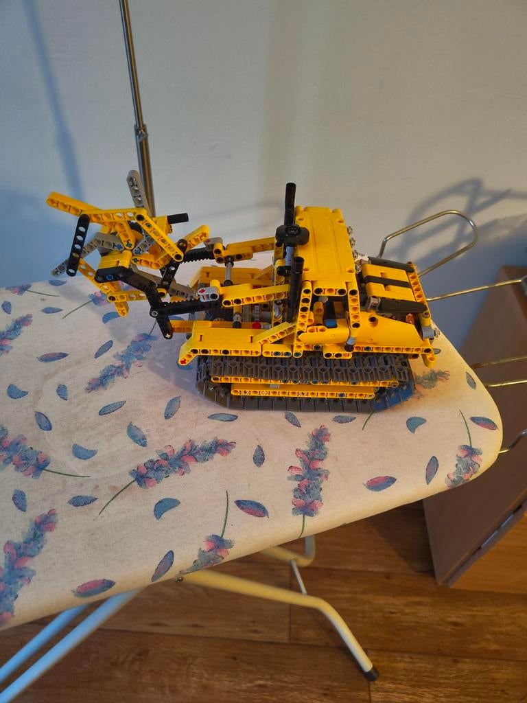 Lego Technic 42028 Bulldozer met boekjes, Kinderen en Baby's, Speelgoed | Duplo en Lego, Ophalen