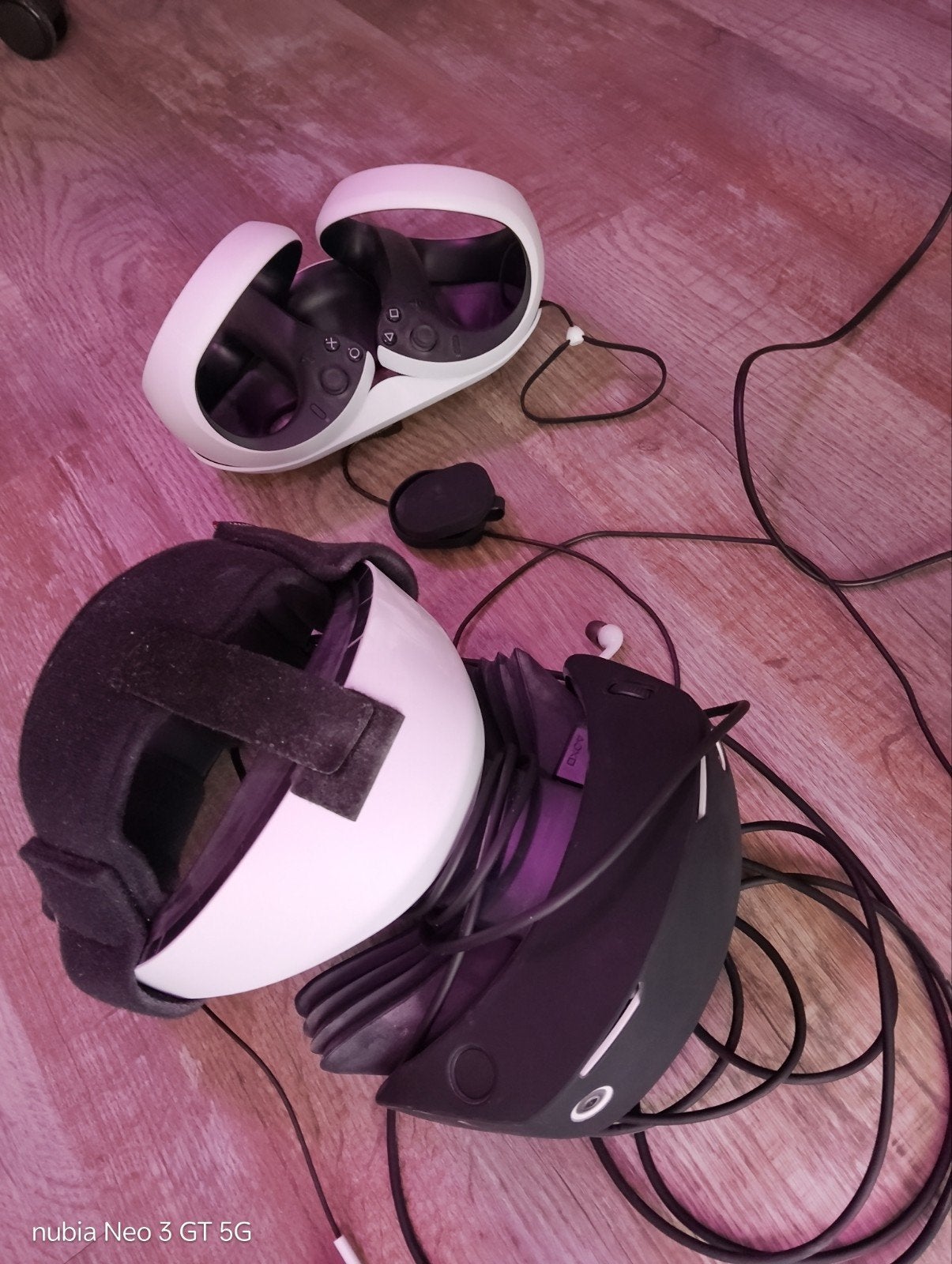 Sony PlayStation VR2 Headset met Sense Controllers, Ophalen of Verzenden, Zo goed als nieuw, VR-bril, Sony PlayStation