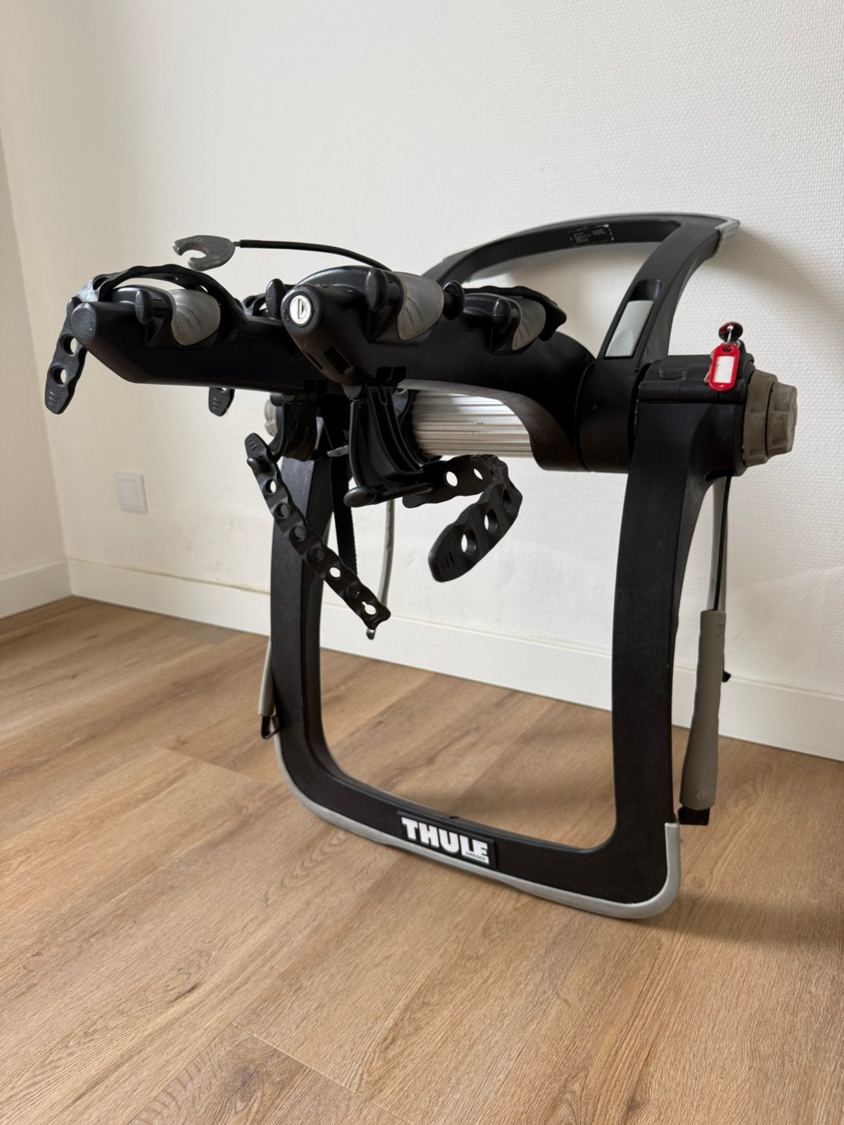 Thule fietsendrager outway, Ophalen, 2 fietsen, Gebruikt, Brede banden