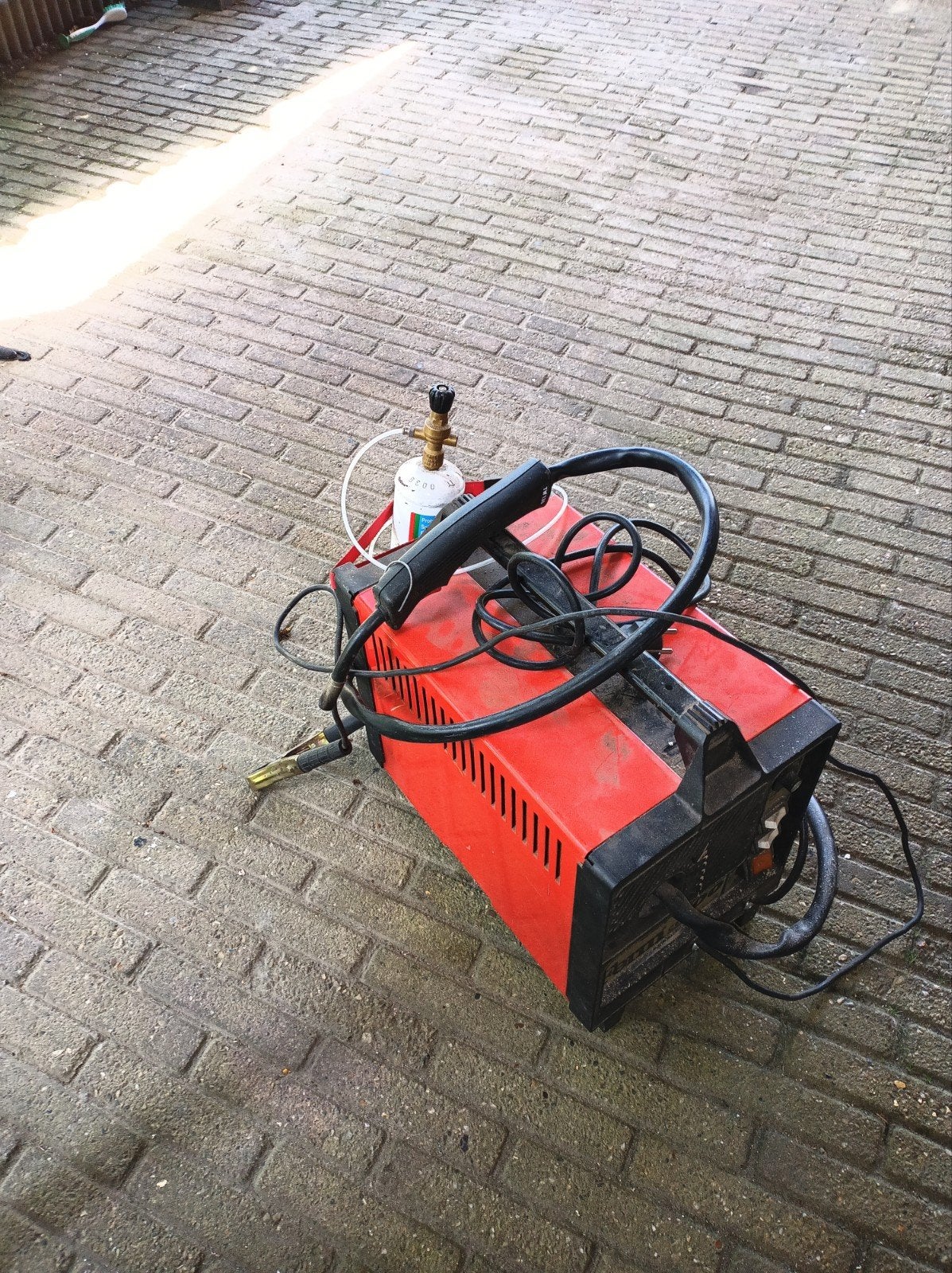 Ferm Mig 100 lasapparaat met gasfles, Ophalen of Verzenden, Gebruikt, Minder dan 150 ampère, Co2