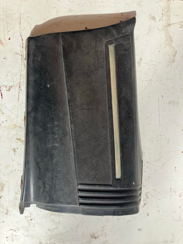 Saab 900 classic bumper verlengstuk, Auto-onderdelen, Carrosserie en Plaatwerk, Ophalen of Verzenden, Gebruikt, Saab, Bumper