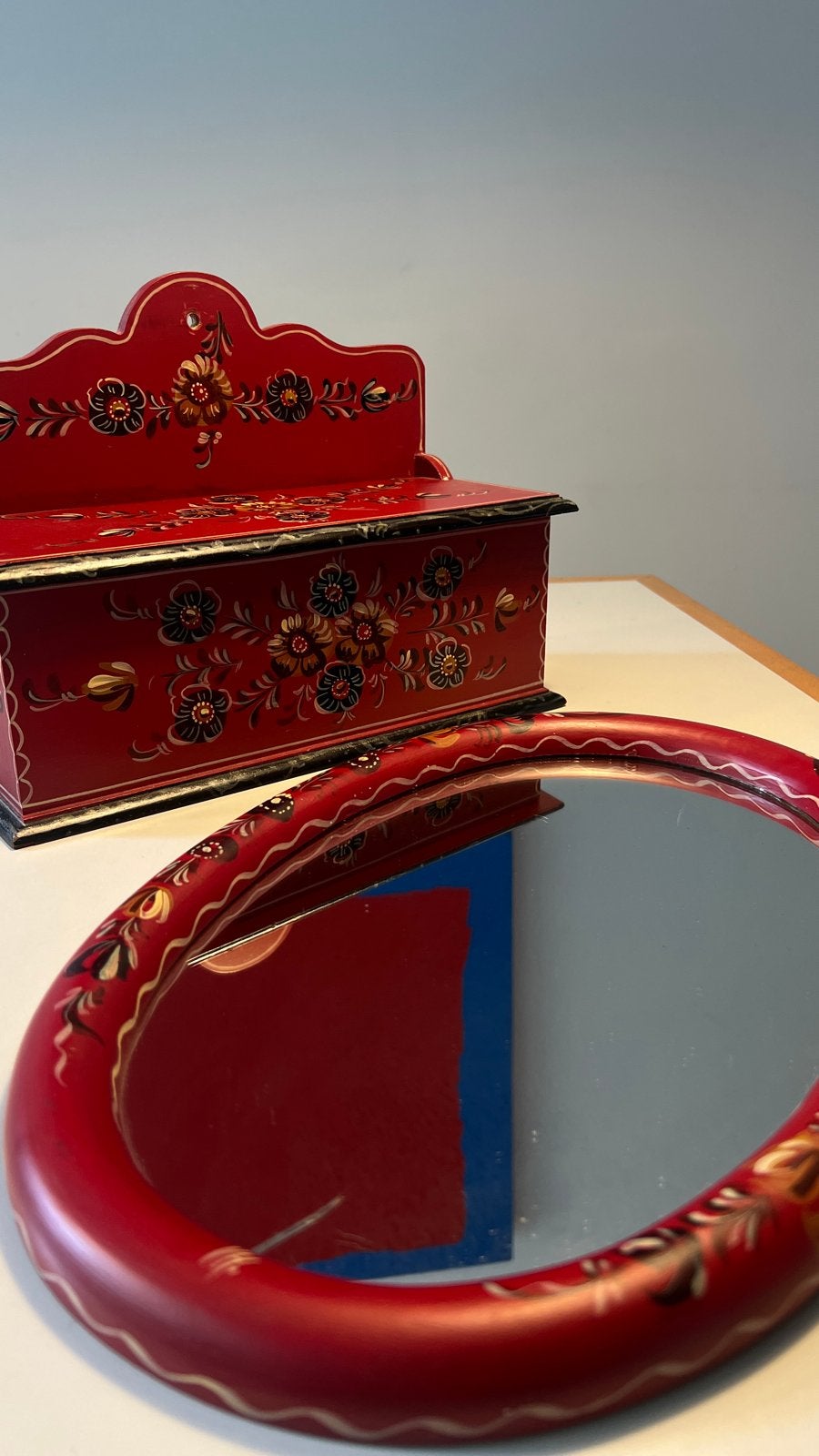 Hindelooper set: spiegel en handschoenendoos, Ophalen