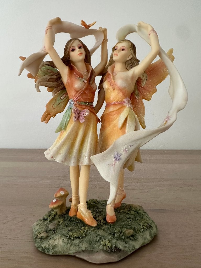 Mysticalls elfje Dancing around MC157083 romantic collection, Verzamelen, Ophalen, Zo goed als nieuw, Fantasy