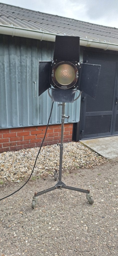 Industriële filmlamp, theaterspot Mole Richardson type 410., Ophalen, Gebruikt, ., Glas