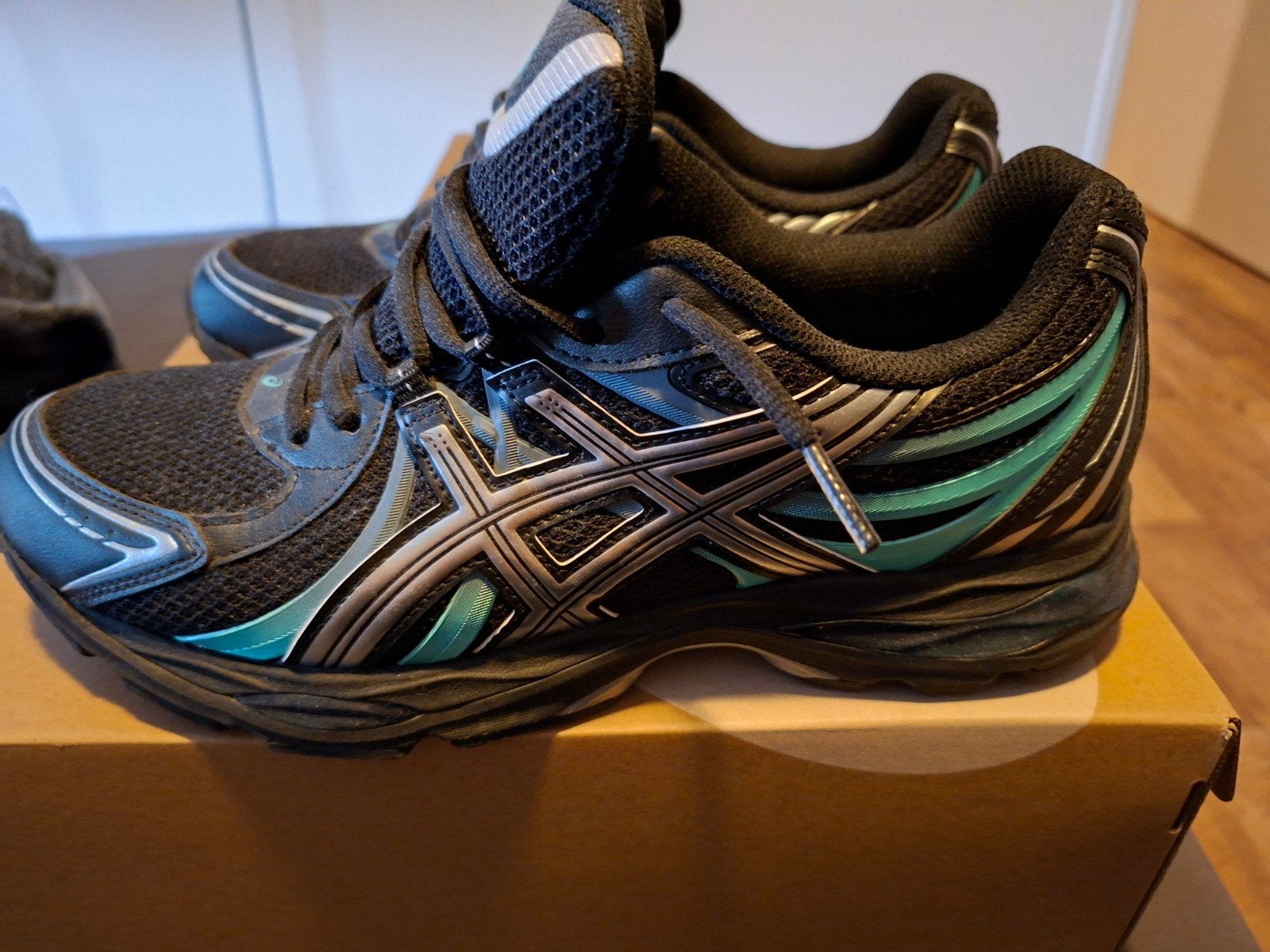 Asics gel-sekiran, maat 42.5, zwart/blauw, Hardloopschoenen, Ophalen of Verzenden, Zo goed als nieuw, Hardlopen