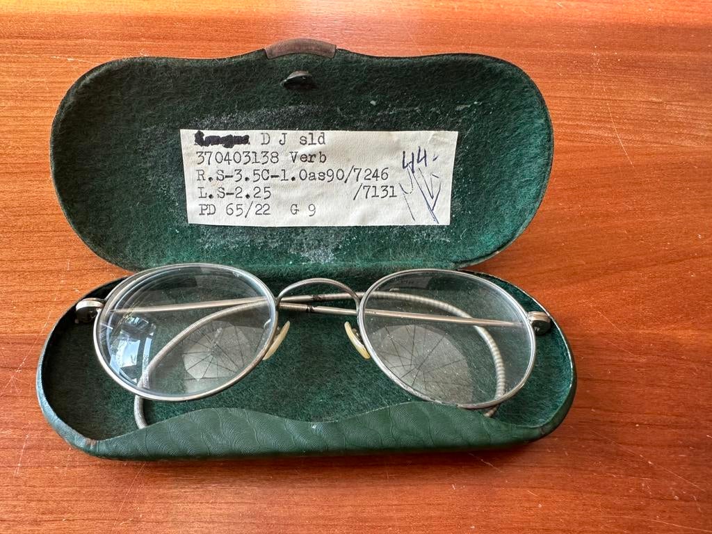 Vintage militaire dienstbril jaren 50 met brilkoker, Ophalen of Verzenden, Landmacht, Nederland, Overige typen