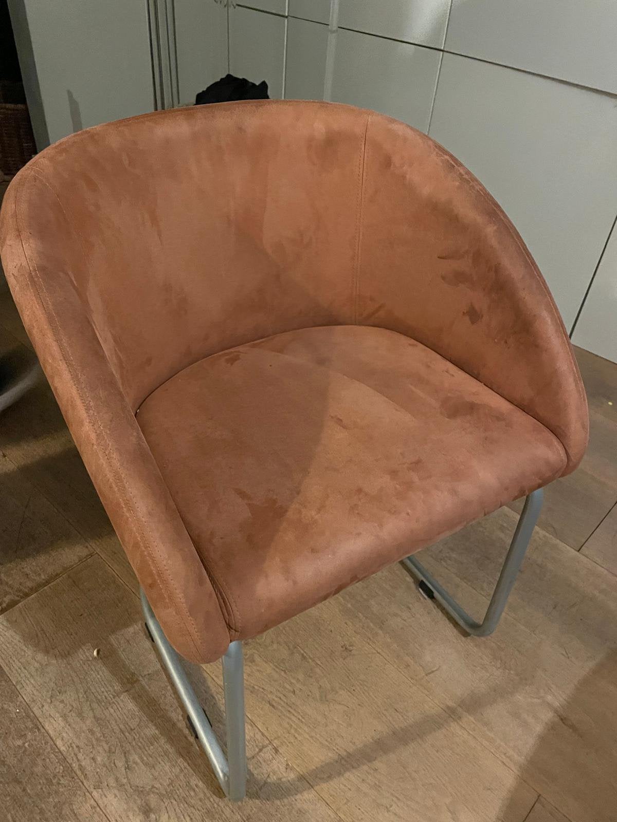 Artifort megan eetkamerstoelen 6 stuks kuipstoelen oudroze, Huis en Inrichting, Ophalen, Overige materialen, Gebruikt, Overige kleuren