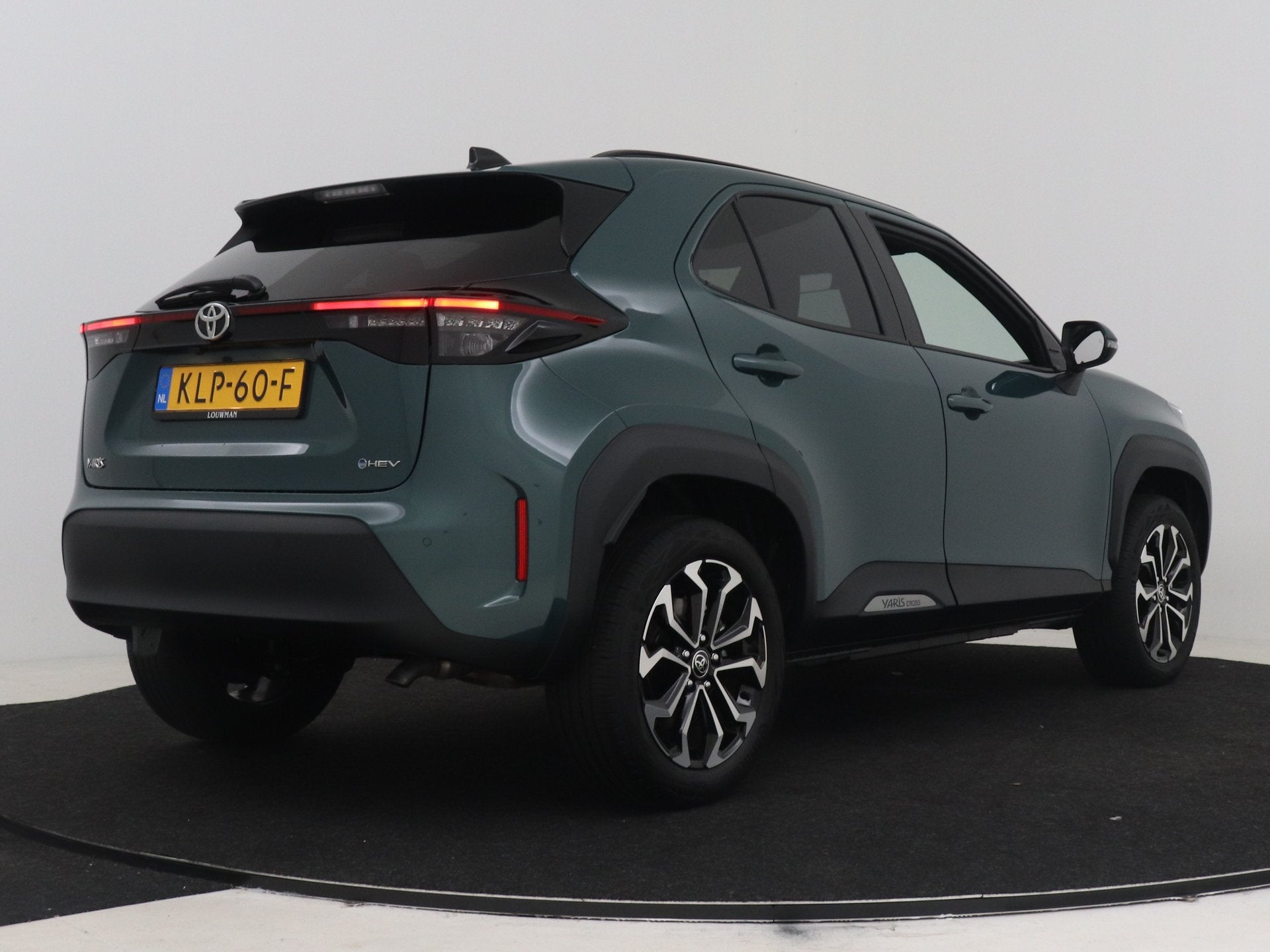 Toyota Yaris Cross 1.5 Hybrid 115 Dynamic Comfort Pack | Dod, Auto's, 12 maanden, Stof, Gebruikt, 116 pk