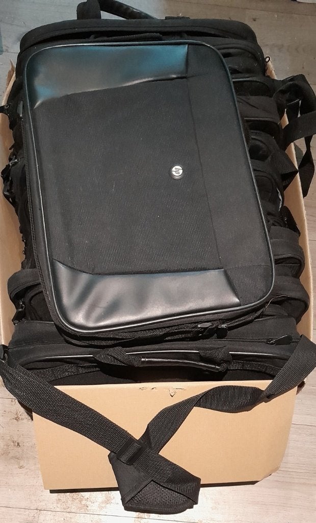 Zeer fijne Laptoptas voor 14" t/m 16" Modellen, Ophalen of Verzenden, Tabletvak, Zwart, 16 inch