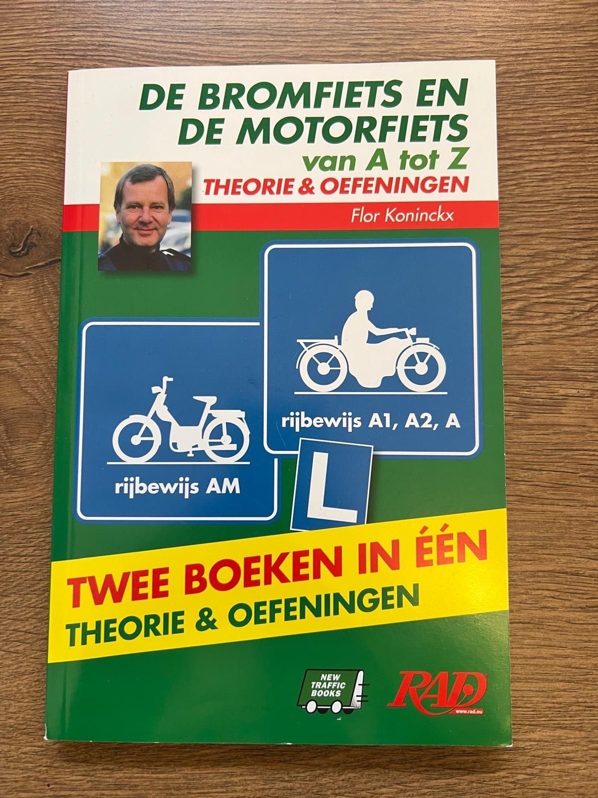 Bromfiets en Motorfiets Theorie & Oefeningen - Flor Koninckx, Ophalen, Nieuw