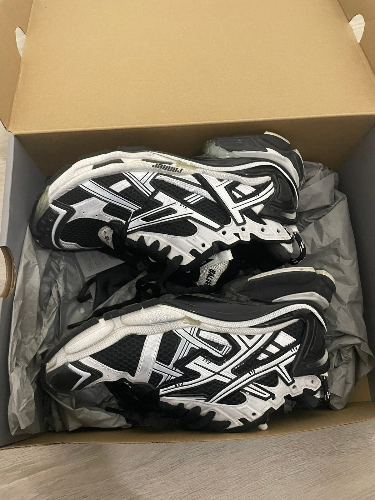 Balenciaga Runner, Kleding | Dames, Schoenen, Ophalen, Zo goed als nieuw, Zwart, Sneakers of Gympen