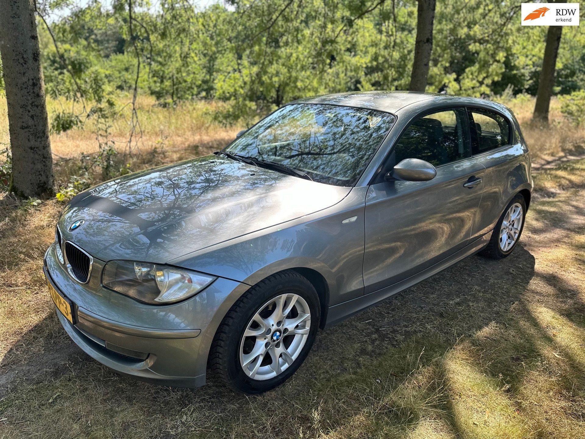 BMW 1-serie 116i Corporate APK 15-04-2027, Auto's, 1-Serie, Electronic Stability Program (ESP), Achterwielaandrijving, Gebruikt