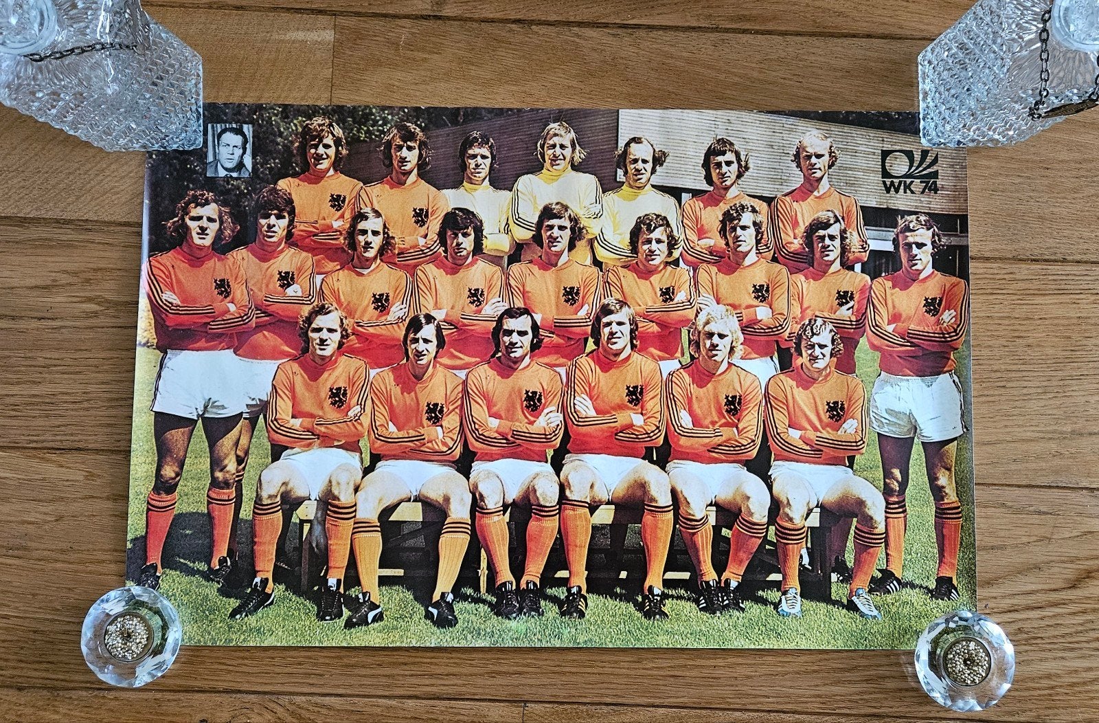 2 posters Nederlands elftal voetbal wk 1974 en 1998, Ophalen of Verzenden, Zo goed als nieuw, Poster, Plaatje of Sticker