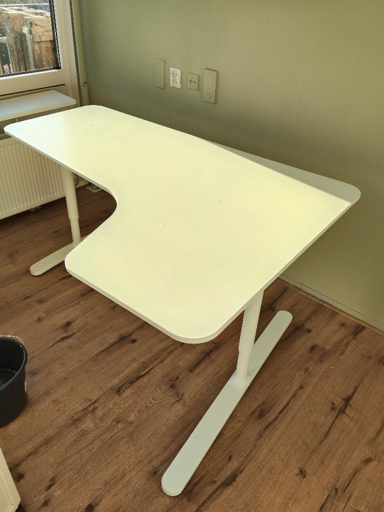 Groot wit bureau IKEA (Bekant), Huis en Inrichting, Ophalen, Opbergruimte, 160 cm, Gebruikt