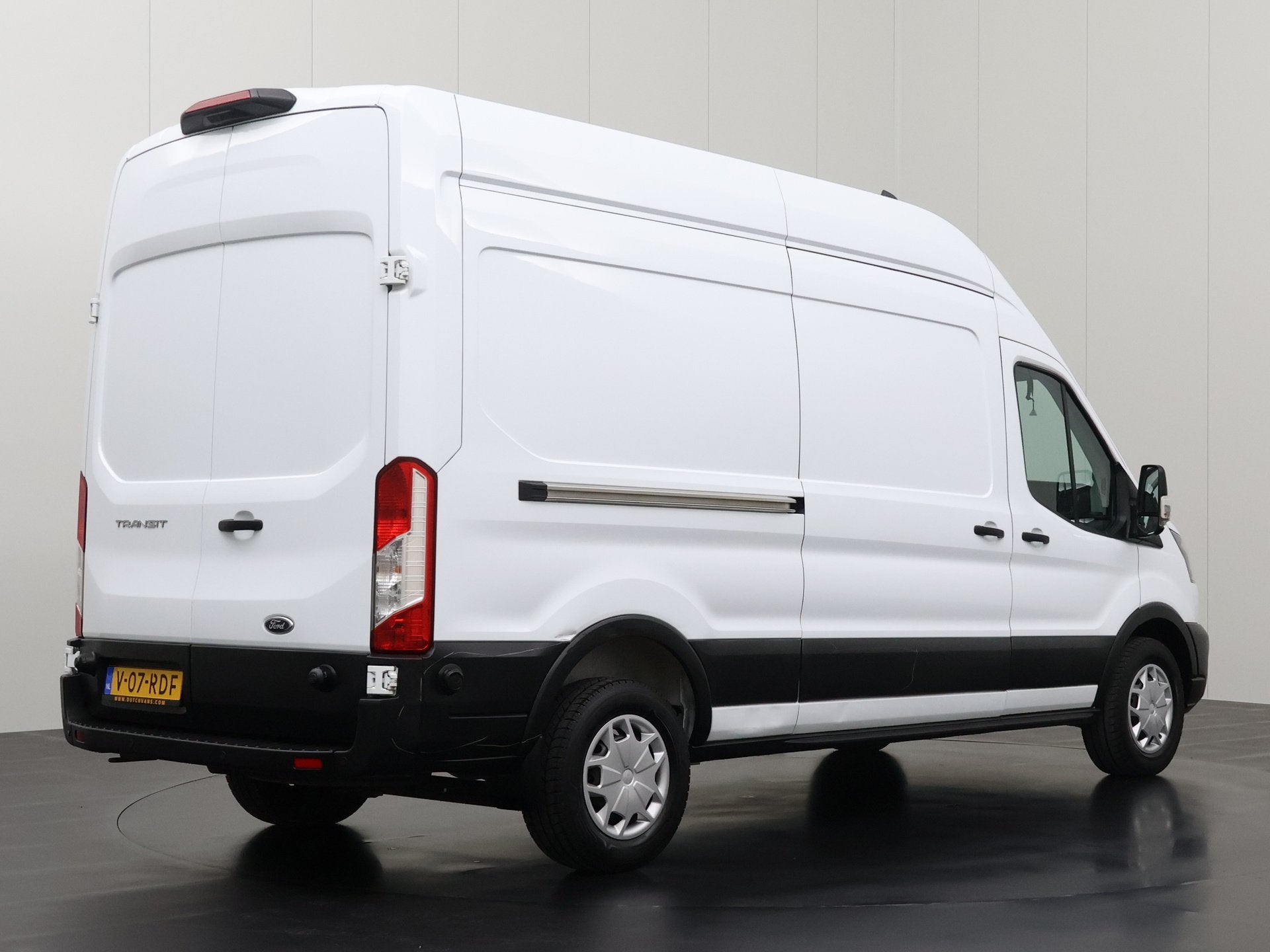 Ford Transit 2.0TDCi 130PK L3H3 | Airco | Cruise | Camera |, Voorwielaandrijving, Gebruikt, Euro 6, 4 cilinders
