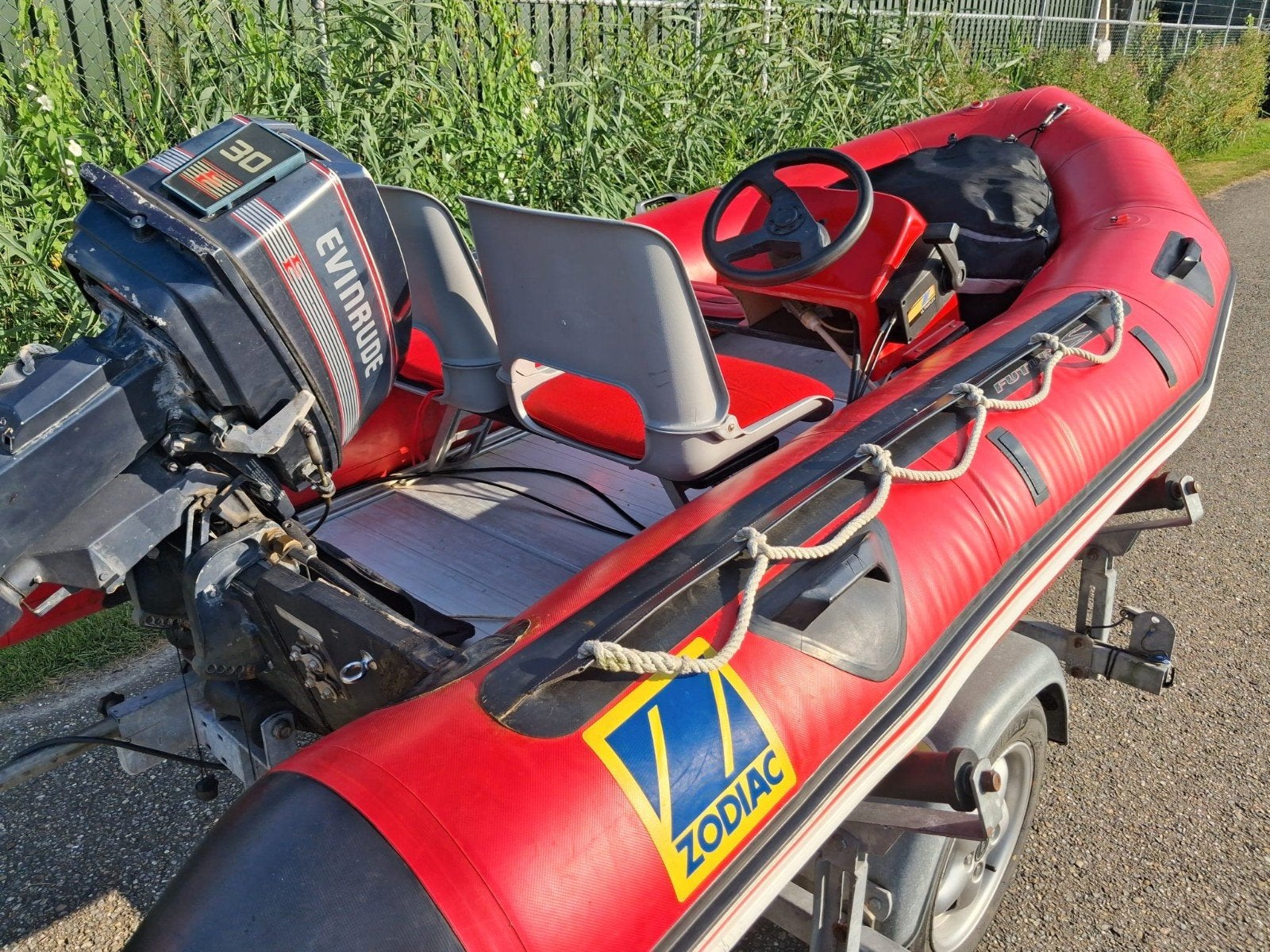 Speedboot RIB rubberboot Zodiac + 30pk + Riba trailer, Watersport en Boten, Ophalen, Aluminium, Gebruikt, Peddels