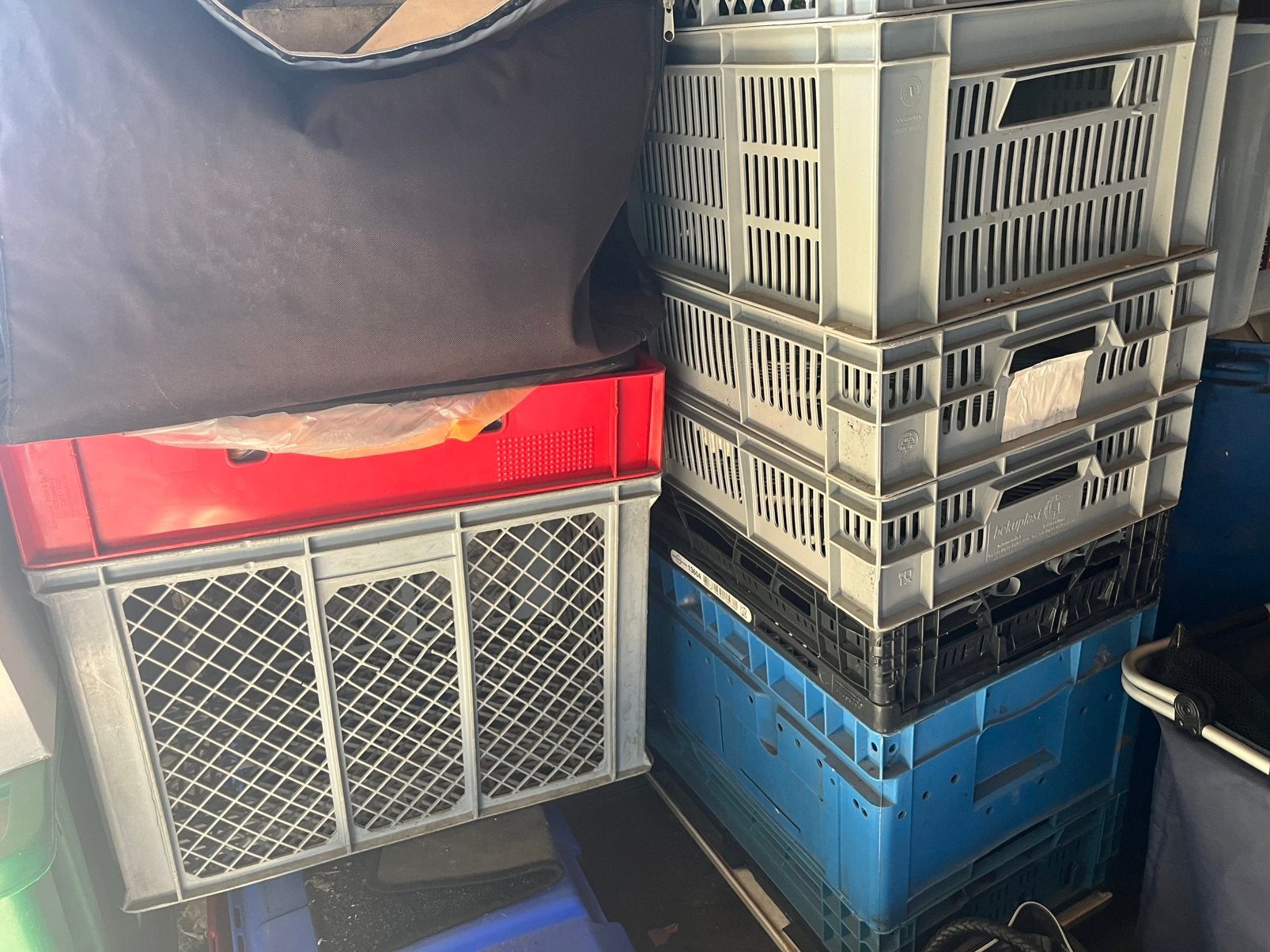 Euronorm stapelkratten opberg kisten met rol trolley, Ophalen, Zo goed als nieuw, Minder dan 35 cm