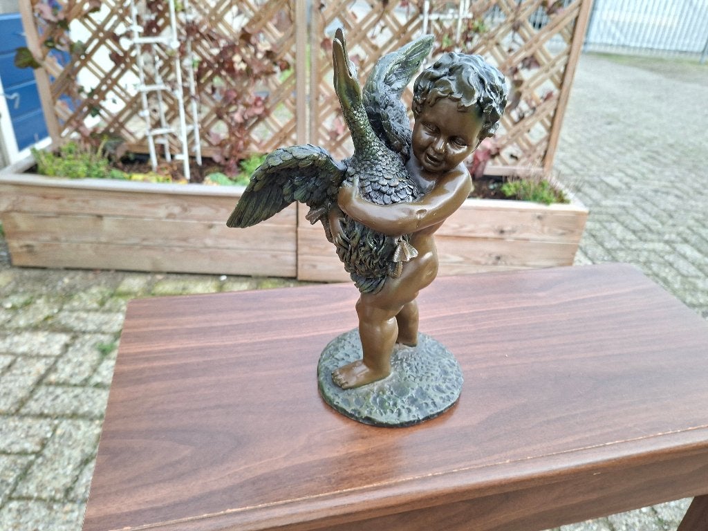 beeld engel met gans in de armen, Ophalen of Verzenden, Zo goed als nieuw, Overige typen