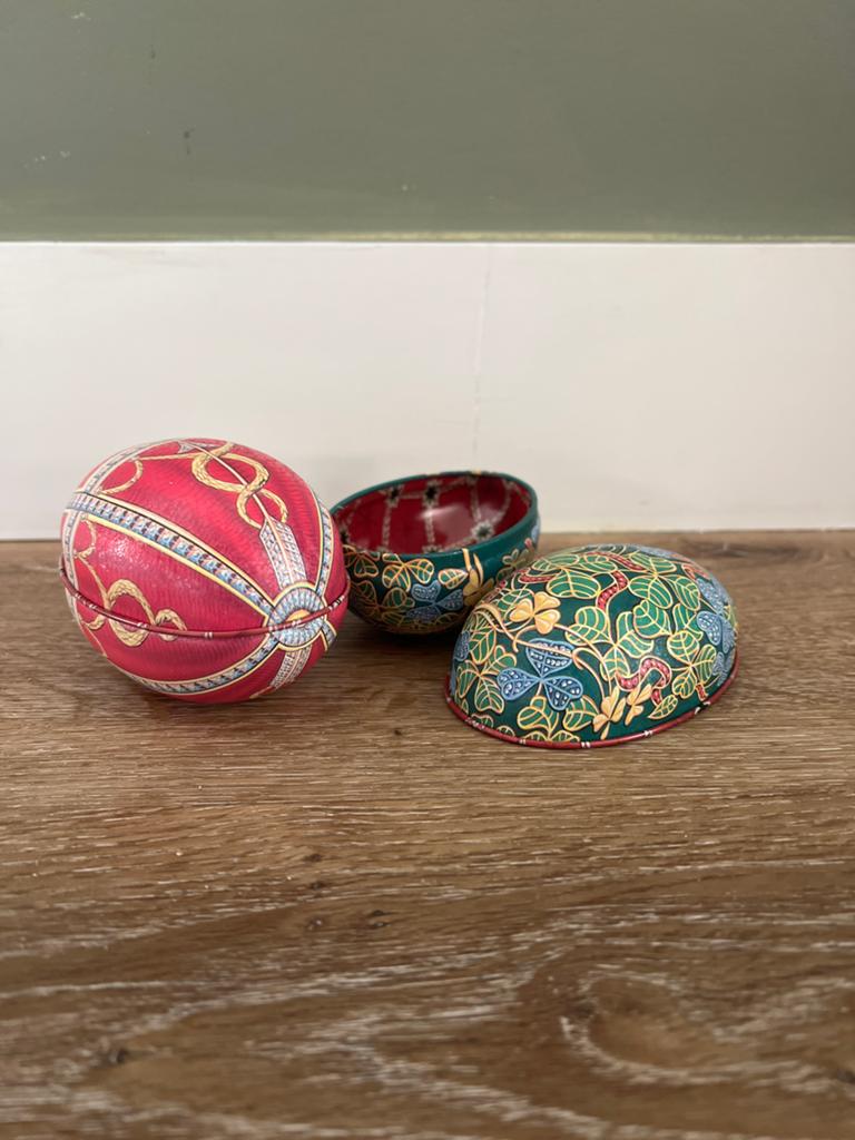 “Fabergé” eieren., Ophalen, Zo goed als nieuw