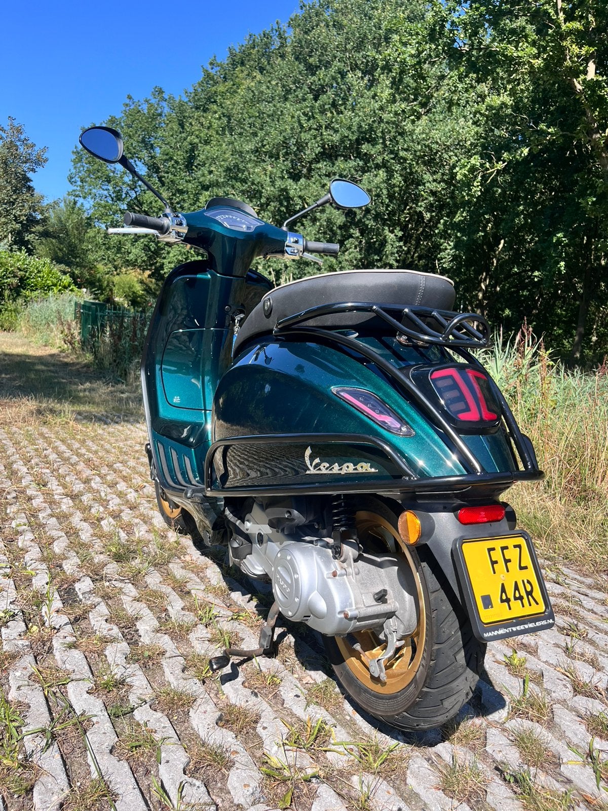 Vespa sprint Full option, Ophalen, Maximaal 45 km/u, Zo goed als nieuw, Benzine