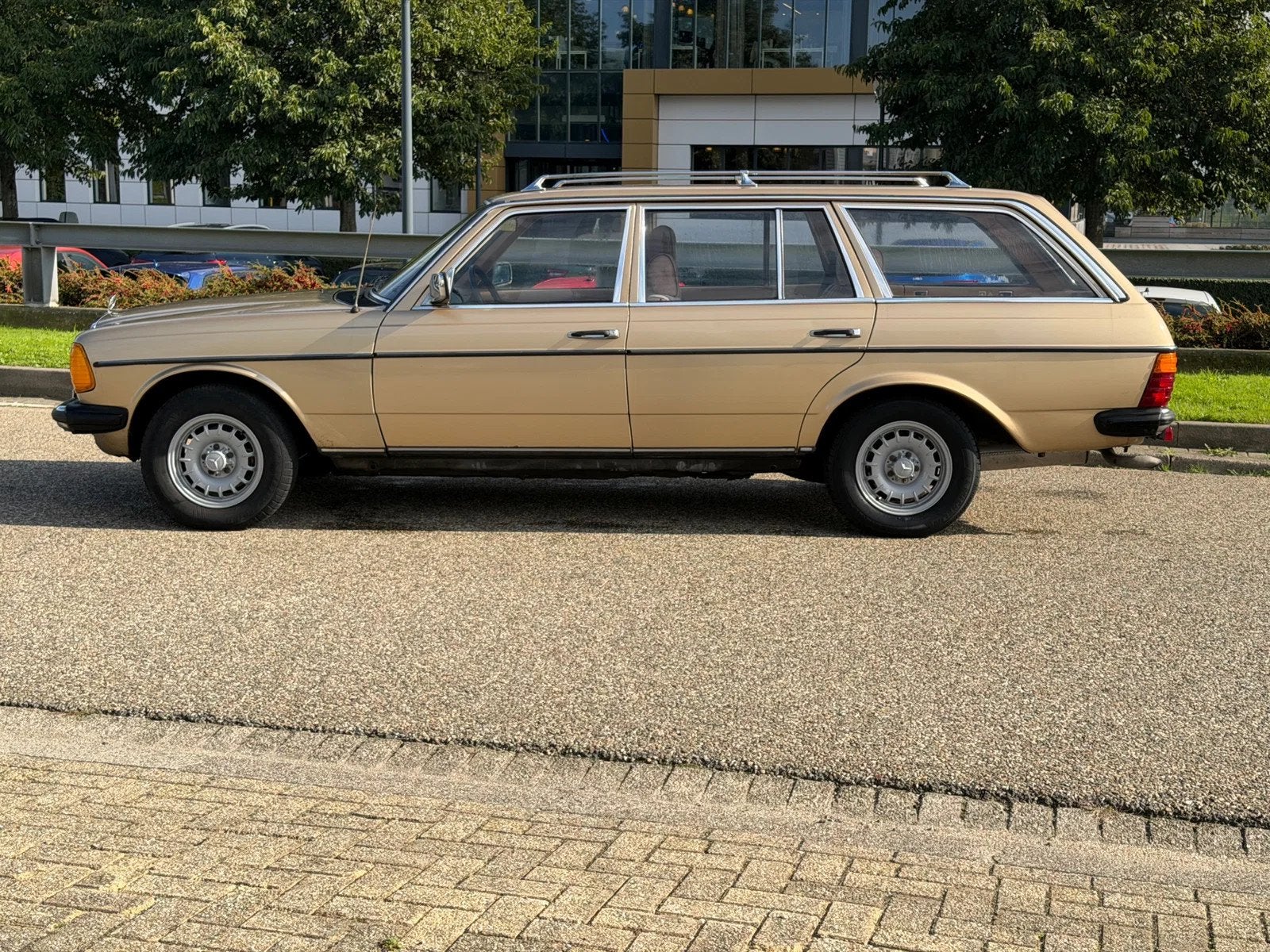 Mercedes-Benz 200-serie 200 T Station Benzine Automaat Dakra, foto 5