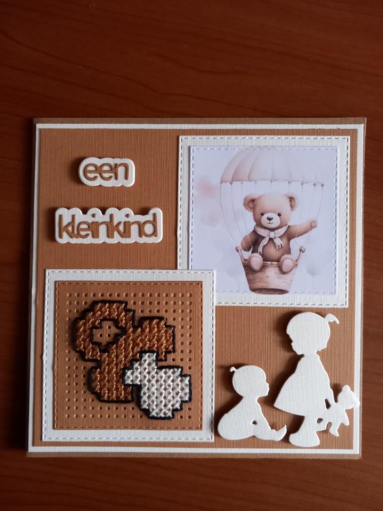 Kaart geboorte een kleinkind  speen geborduurd 660 = 2,25, Ophalen of Verzenden, Zo goed als nieuw, Kind