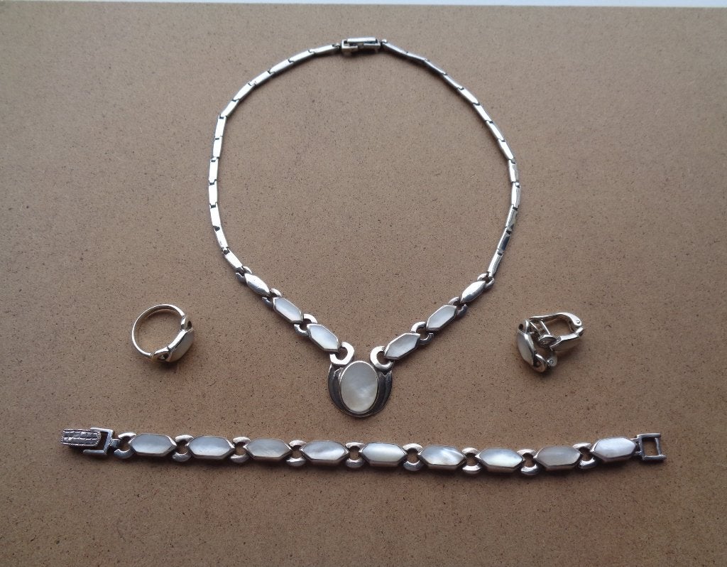 zilveren set ketting, armband, oorbellen en ring  [230], Verzenden, Zo goed als nieuw, Zilver, Zilver